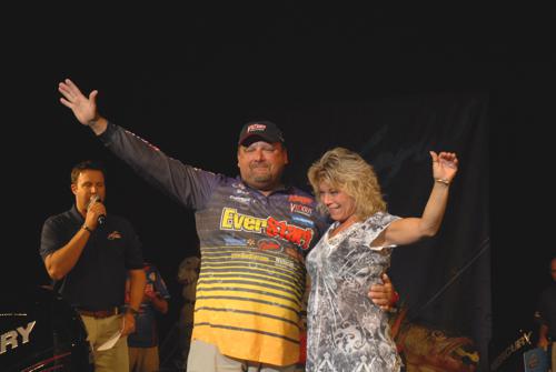 A9EF4D8B-F4F7-412C-AD1D-BAC91117ECDA