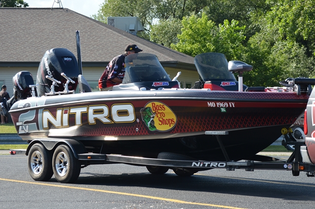 AA03BC6A-D0DE-4584-B6CE-EE0914B506C1