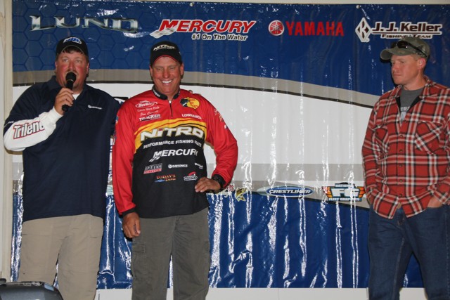 AA091F89-E78E-4C83-B144-187E5F7D1599