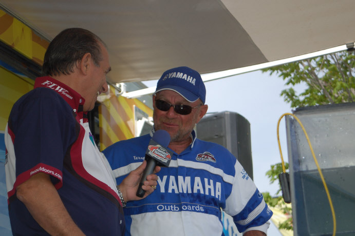 AA142CAC-70C8-4DFB-8070-DCD279BD03BE