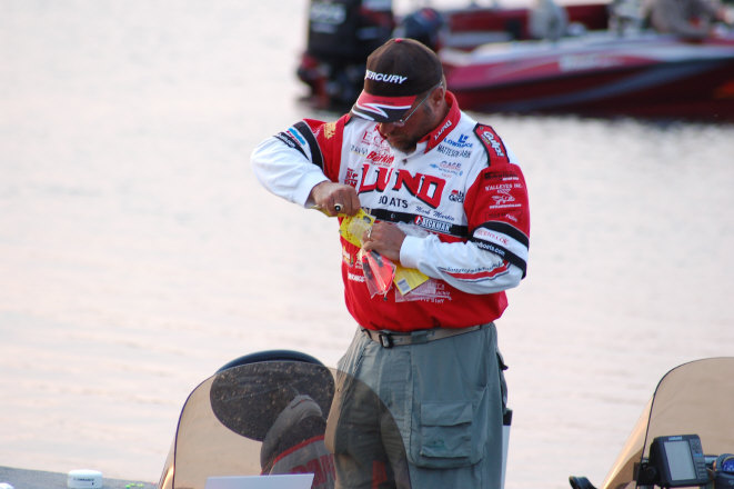 AA34AB13-7CB0-400A-98D7-7FCB7D92955A