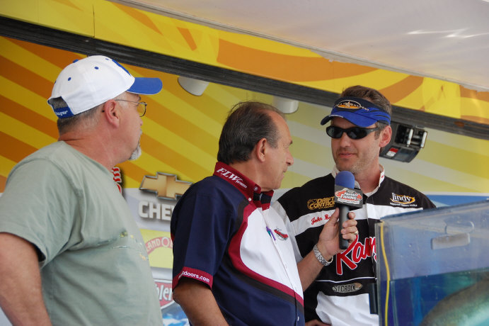 AA4C1ED3-F337-4F45-B8AC-2B5E23C1D1E7