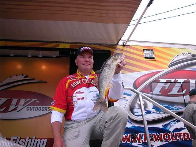 AA55C071-9708-4E97-B34E-C0C5E4998B3B