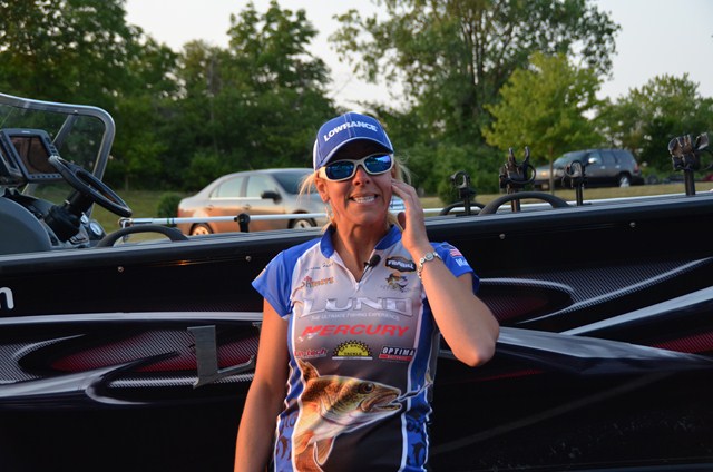 AA7731AA-125F-4A60-89ED-75CB5E596906