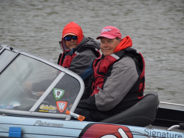 AA9B7279-BB24-4E4D-B350-01A1AD182B3A