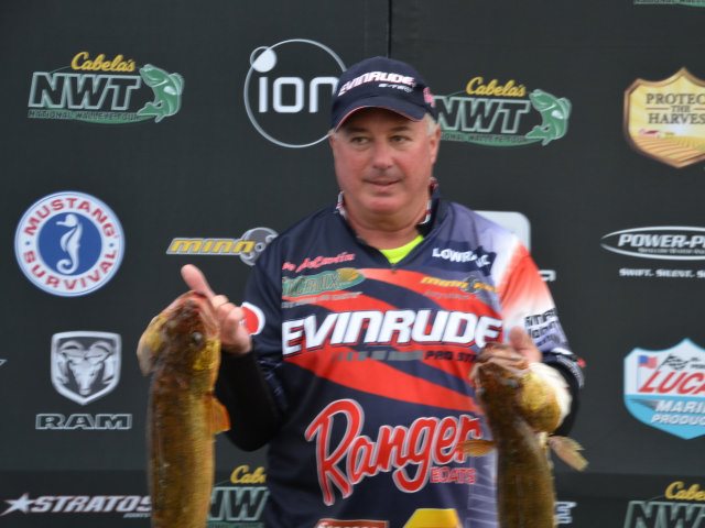 AAC29C8A-43A9-4AD1-BFDE-C5CC14C9FC02