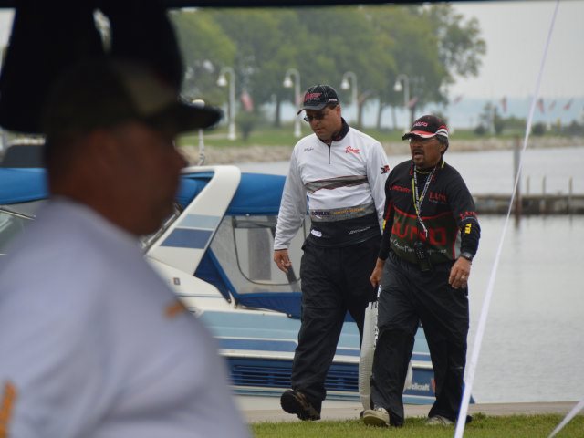 AAFBE7EB-D2E5-4218-AA41-0E257D433753