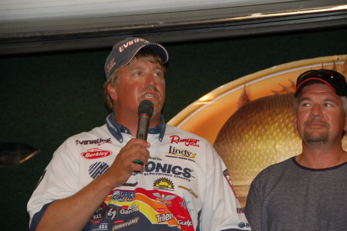 35169E86-742D-49FD-892A-177C8FF4E1FA