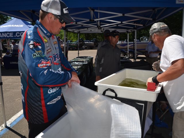 AB1B73B4-C337-4747-9FB5-15463CBB683E