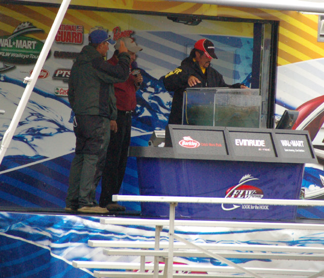 AB279657-C4EC-40D3-A7E2-9897B4BFF204