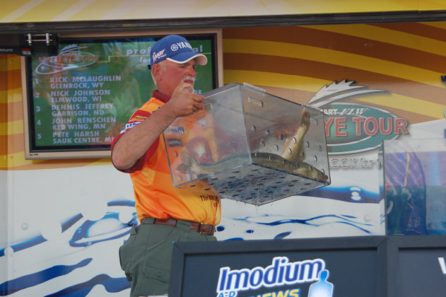 AB42CA9A-15E9-4AE6-8BB5-0194896FFD94