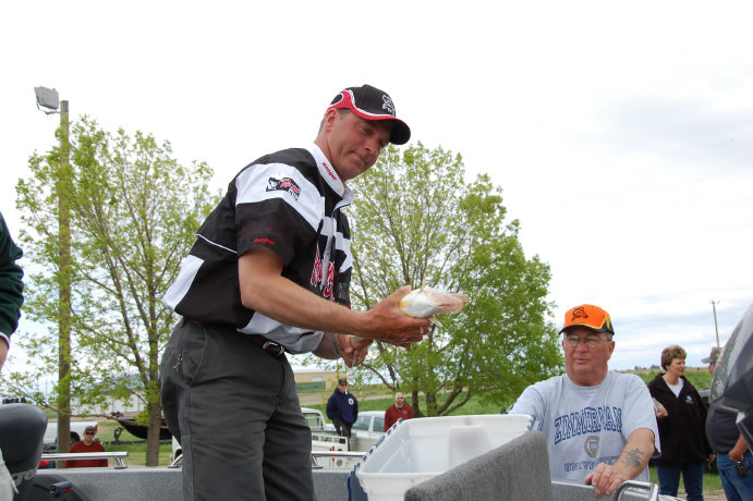 AB4B46D9-2F65-48D2-9E9F-91CB4525E110