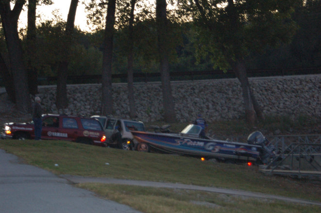 AB6F8180-C879-4EDB-A3A2-BD65B54CDE1B