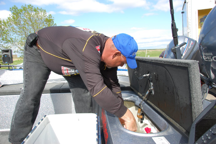 ABA42139-3E00-4B6C-A0C6-19B961ACAC87