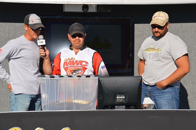 ABB0C7CE-887C-41FB-95B4-262216817D2F