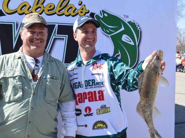 ABC4C0AA-2DBF-49EB-B907-2886EE8D8E2E