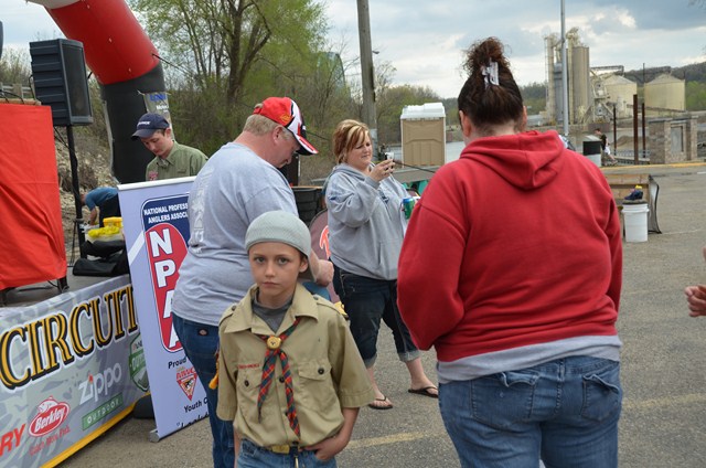 ABC7A0E4-AEB6-407C-91CB-AD73BAE96E9E