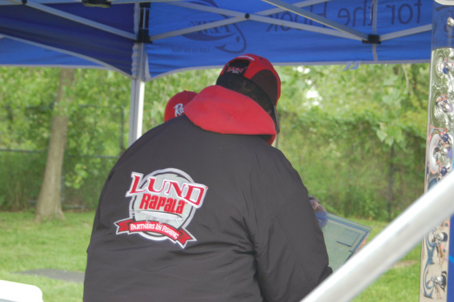 ABCB7193-DC9F-4176-A8B0-0E24C7263B2C