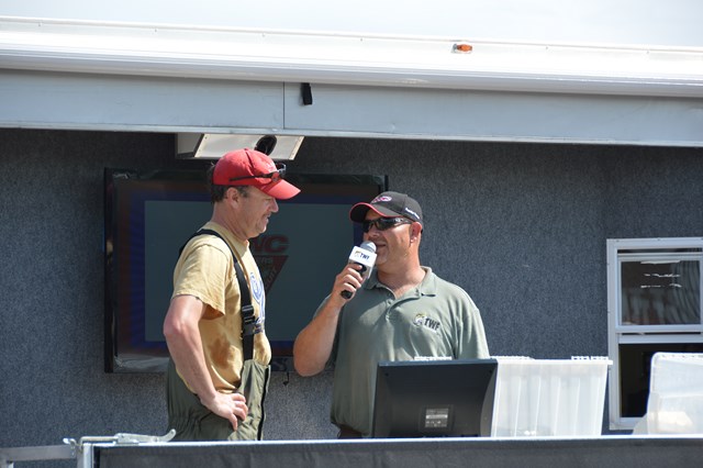 ABDC11AC-0A24-453F-88B1-73B7DE7F3C31