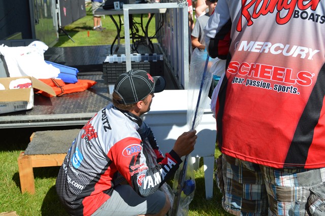 ABE78057-A6C1-47DF-B954-3D905558EF20