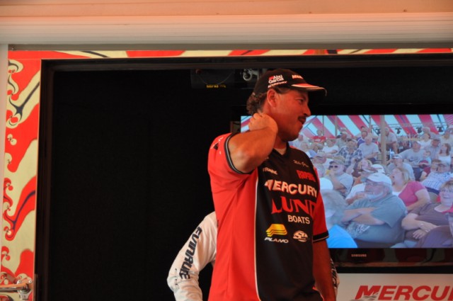 AC020BBC-EE28-4C72-B2C5-03C12EC3934F