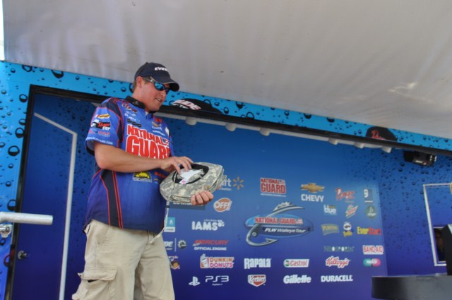 AC0A7D04-1E69-4C2D-85FB-9E171DA4CB53