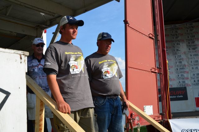 AC372C3A-B793-48D2-B076-B4C969C4D6F7