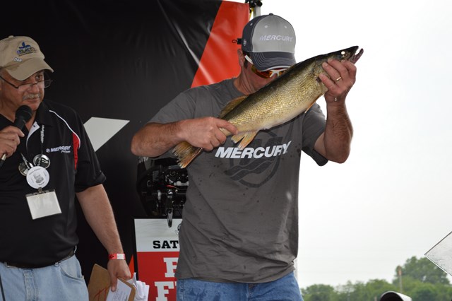 AC3A3DD6-4B2F-4584-B846-A30108D245AB