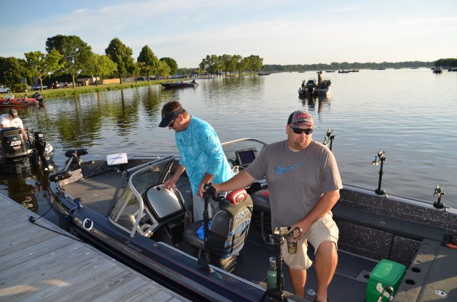 AC4C842D-2FEE-42D5-8A51-8EF1F6C714B4