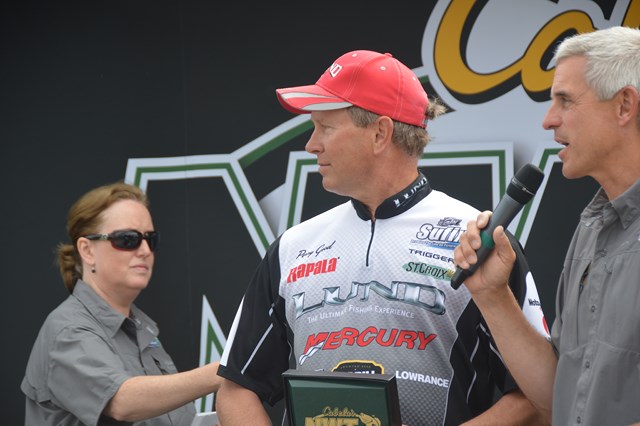 AC4E6527-034A-4D72-8203-7B209F902866