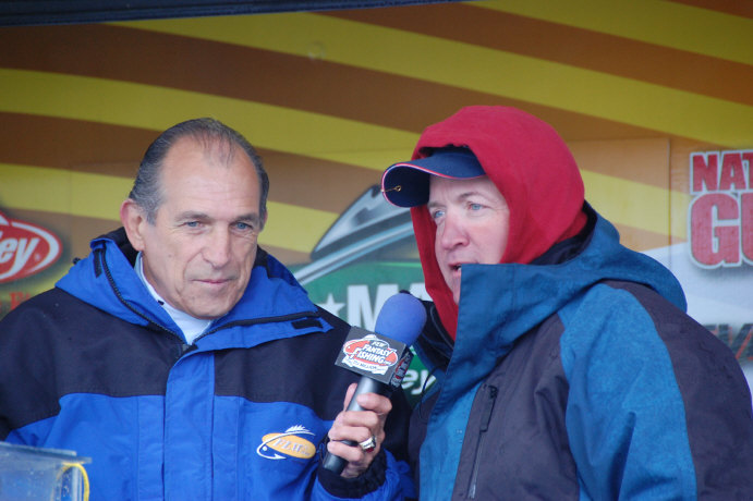 AC580F0F-5298-4ADC-BE5C-871AD82B0B38