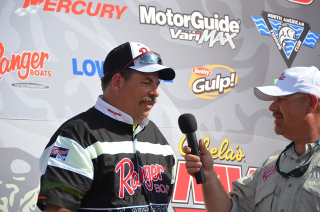 AC5D6A7A-E9B9-49DF-851A-29CCB45B5F71