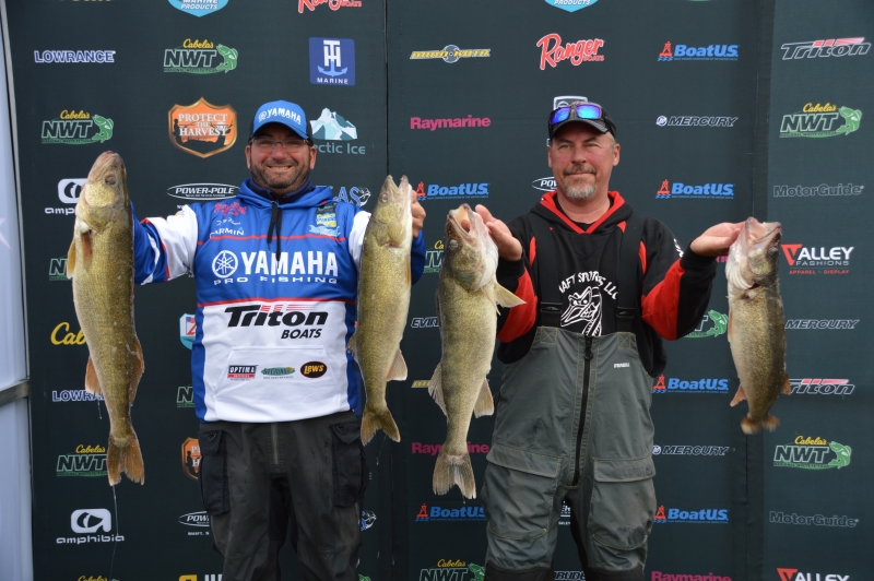 AC6C0F16-A50D-4654-818A-1CF6B925BC3C