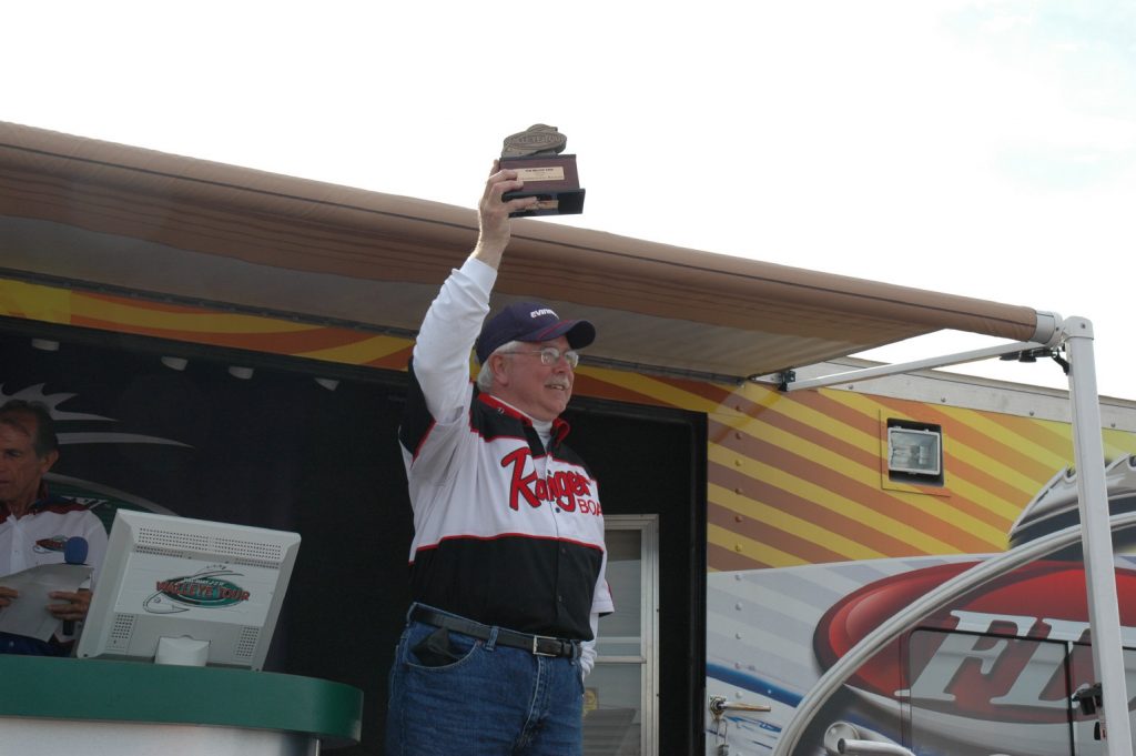 AC6D825A-939C-4CD3-9EBD-9A2D5FA24DBF