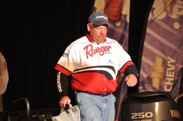 AC92B212-EA8A-4A98-8FFA-DD23CFEA42E2