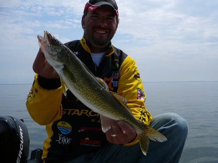 ACA2C427-3BC1-4A6D-9464-FA0E54AEF177