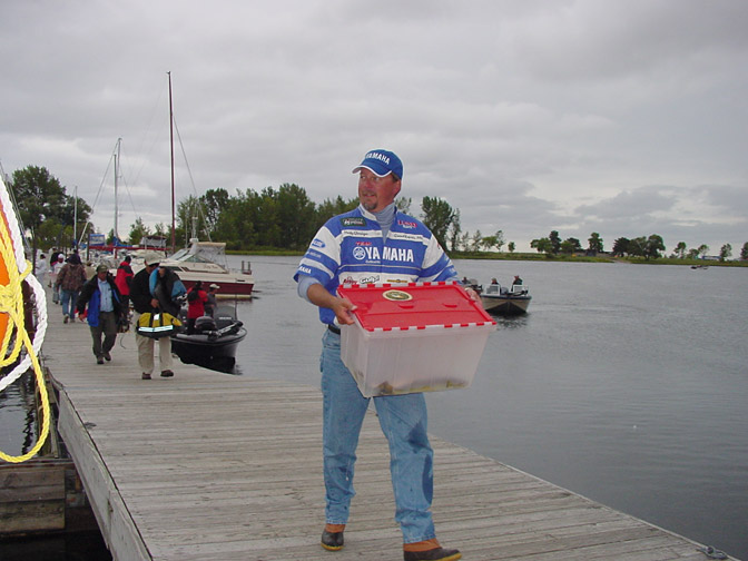 ACABA865-528A-4F88-8B3C-1CA9FE2B2B2A