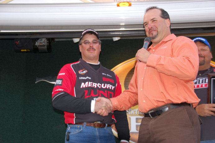 ACD250EE-3F4A-4098-92B1-6D66A79845E8