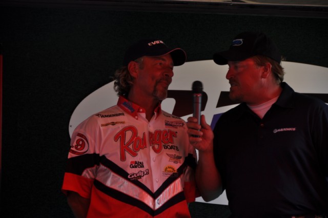 ACEDB27E-BE19-47EC-87B1-6FB293322142