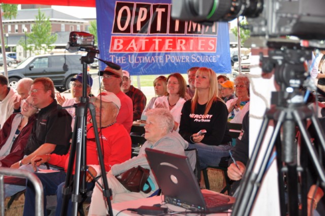 ACF0D0F1-D11E-4F92-A840-995CDA7AF497