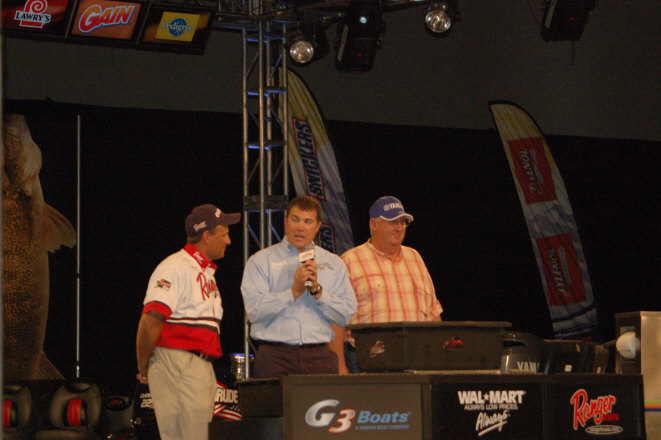 ACF744C6-08FA-4DE7-AB7B-B3BF9F6C5F0B