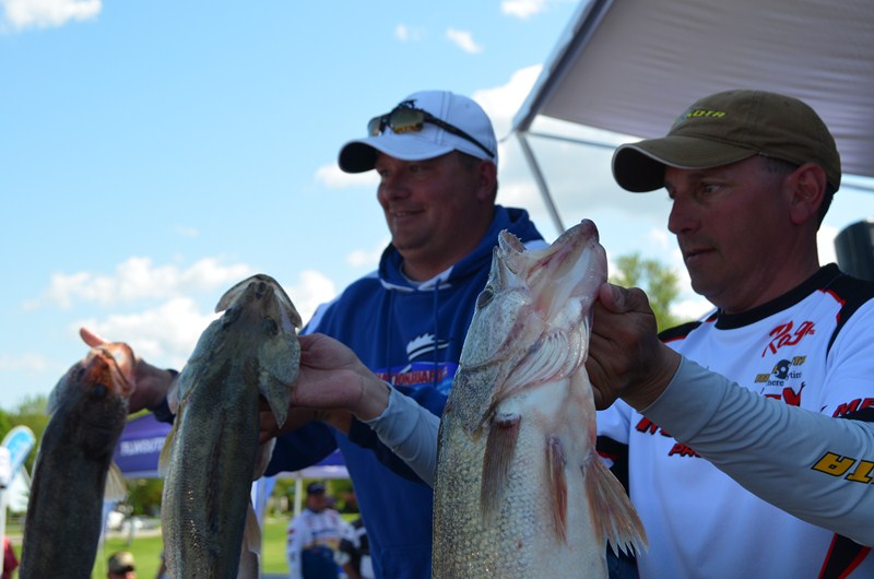 93CA53B2-DD81-4769-AEED-CED12947FD91