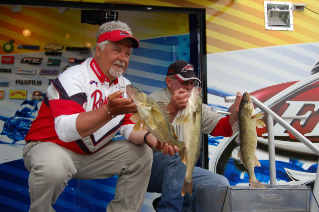 AD1AAF83-A151-4DF6-90AA-FB6D37F3D22D