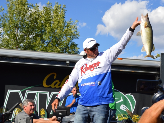 AD368B2D-01B7-42E9-99B7-CD735E2BE6CB