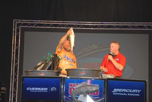 AD55F18F-BFEA-4256-A675-5B3162387159