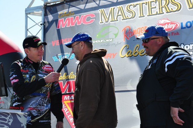 ADA4D296-D3F2-4CB7-A3C5-341DDC8DEEF0