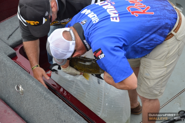 ADAEEC36-5EE1-422C-ADEC-65D32CDBC966