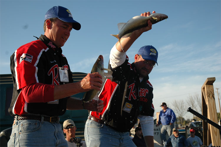 ADBB25DA-2007-40E8-B8FA-6EBA1E91B7E7