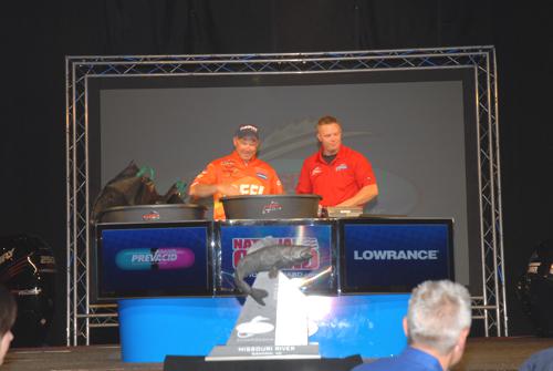 ADF1EB86-F064-453D-A24B-77EA944135A0