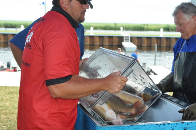 ADF9E0D6-9FE4-43B6-812A-B6B0A717954C